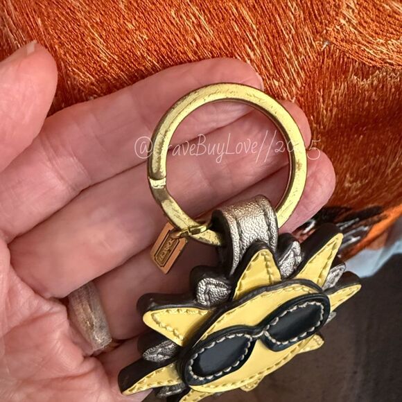 COACH SUNSHINE CHARM KEY FOB VINTAGE/Y2K OVERSIZE SUNGLASSES MINI HANGTAG VGUC - Picture 8 of 9